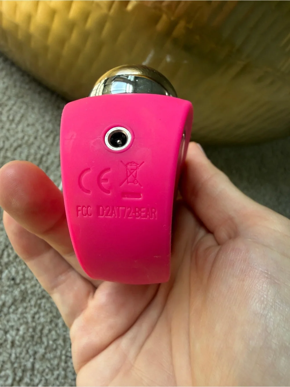 FOREO BEAR Original Microcurrent Facial Toning Device Fuchsia